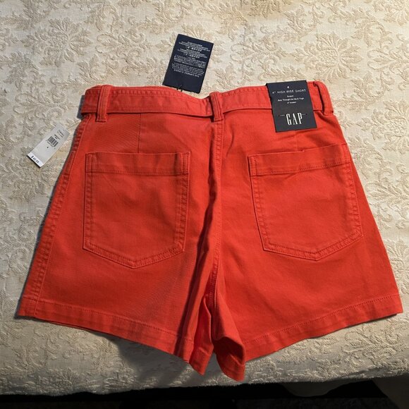 High Rise shorts - Picture 2 of 2